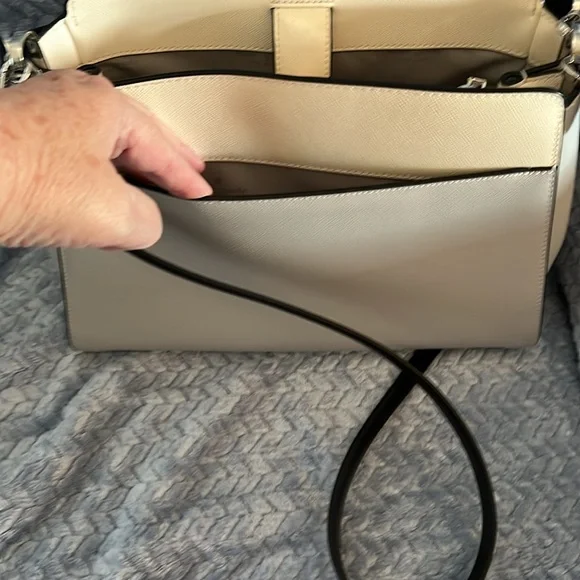Kate spade medium crossbody - Picture 4 of 8
